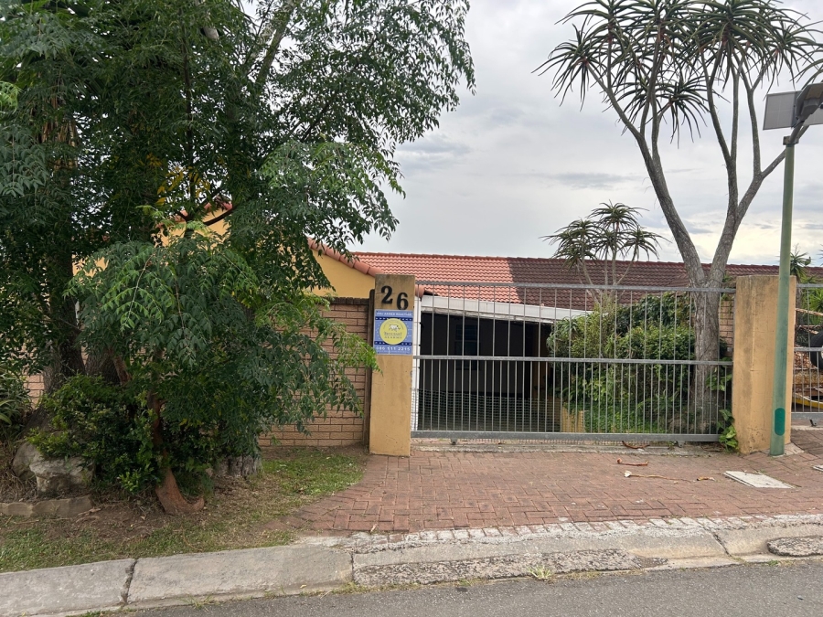 5 Bedroom Property for Sale in Beacon Bay North Eastern Cape